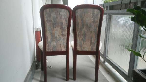 2 Stühle 40 Euro aus Kischbaum в фото 3