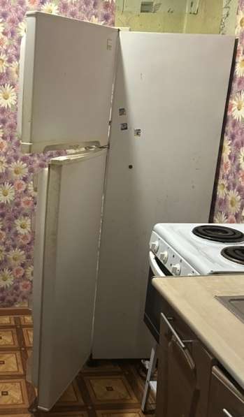 Продам холодильник