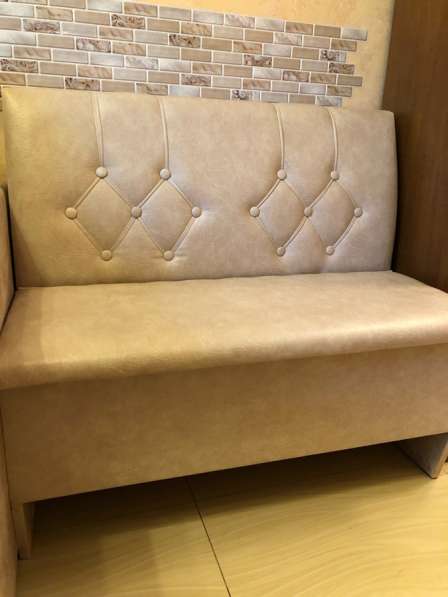 Банкетка для кухни или прихожей