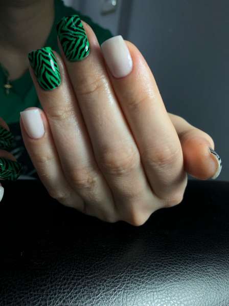 Маникюр в Волжский