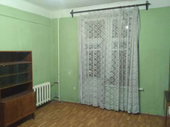 Продам 3-х комнатную сталинку на Депутатской