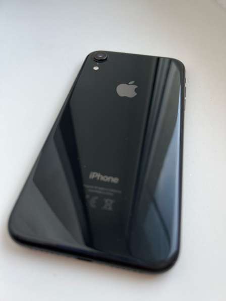 Apple iPhone XR 128Gb Black в Москве