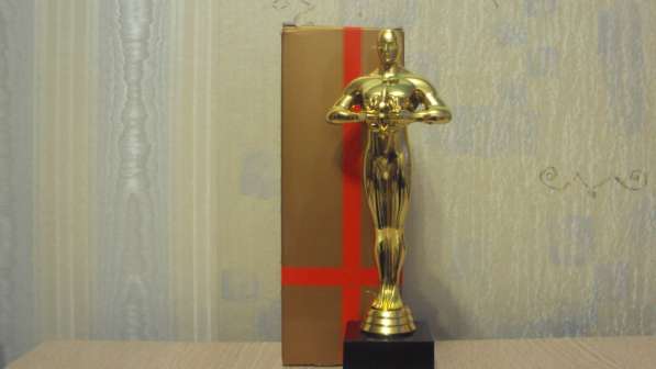 Статуетка Оскар