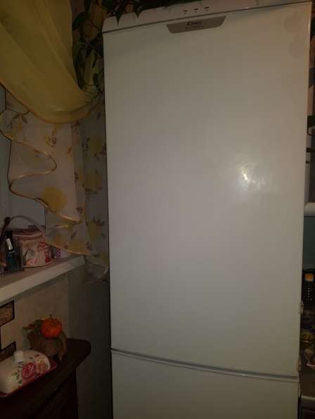 Продам холодильник в Прокопьевске