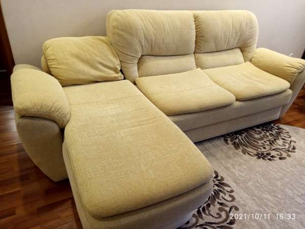 Срочно продам угловой диван