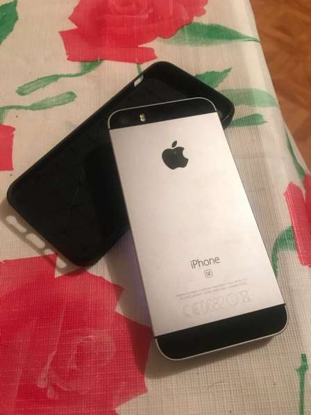 Айфон SE обмен