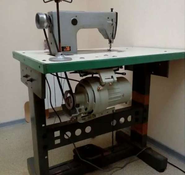 Ремонт настройка швейных машинок и оверлоков в Симферополе фото 4