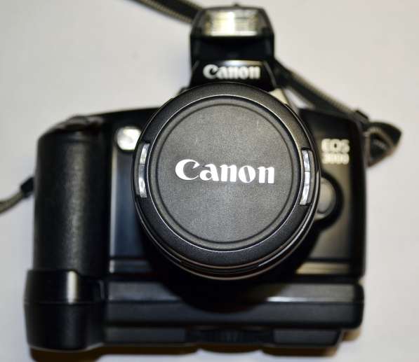 Canon EOS 3000 пленочный с доп. батарейным блоком в Курске фото 4