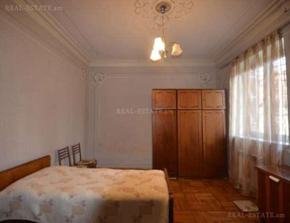 Продается двухэтажный частный дом без посредников в Ереване в фото 6