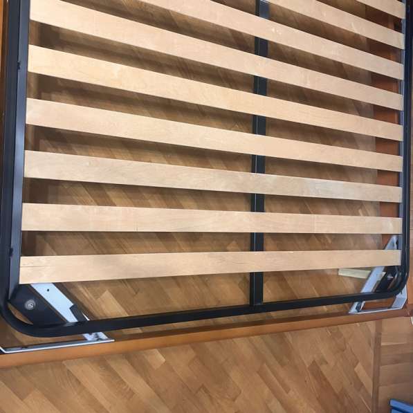 Основание кровати