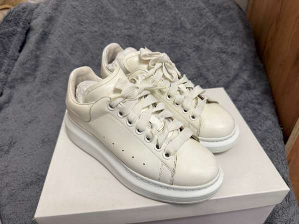 Продам кеды