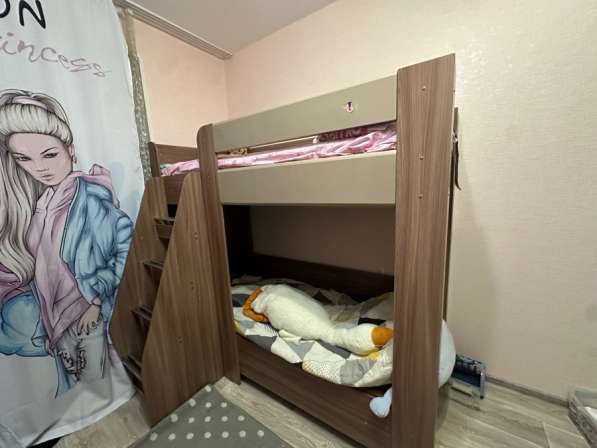 Двухъярусная кровать