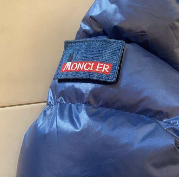 Пуховик Moncler в Санкт-Петербурге фото 6