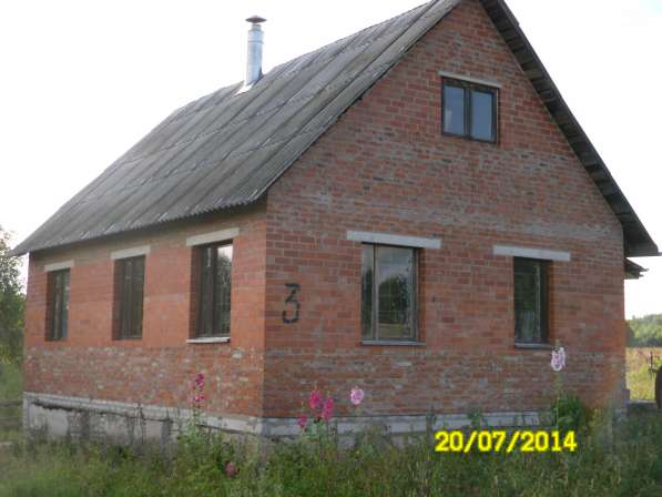 Продам новый кирпичный жилой дом в деревне на 20 сот. земли