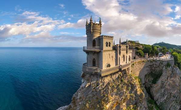 День влюблённых в Крыму