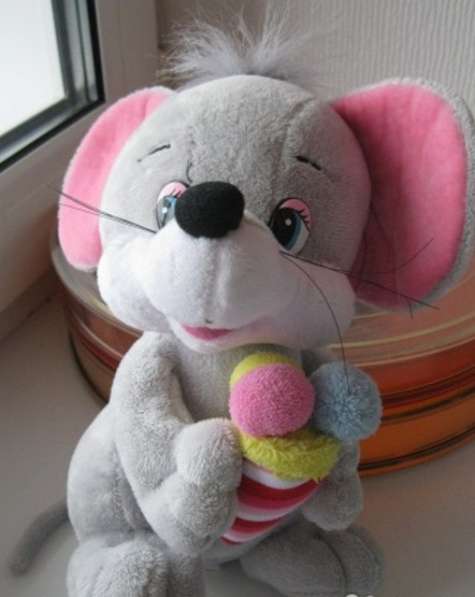 Мягкая игрушка мышка мышь с мороженым