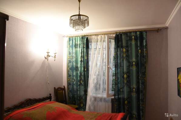 Продается 2-к квартира, 53 м², 2/5 эт. г. Ереван в фото 3
