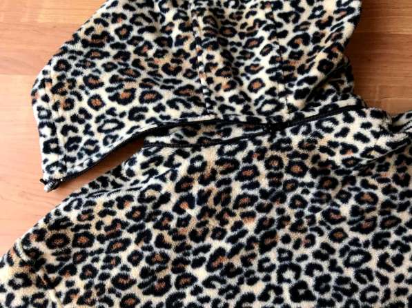 Куртка женская с леопардовым принтом в фото 4