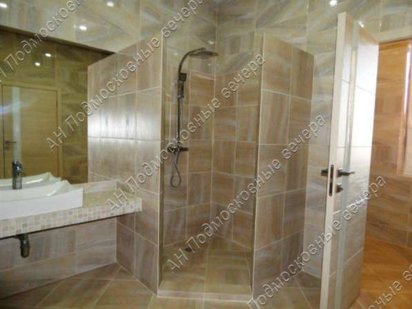 Продам коттедж в Москва.Жилая площадь 270 кв.м.Есть Газ, Водопровод. в Москве фото 5