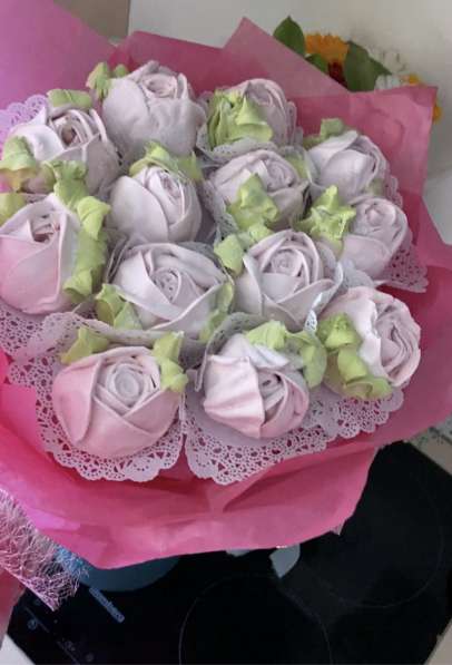 Съедобный букет из зефирных роз в Москве фото 11
