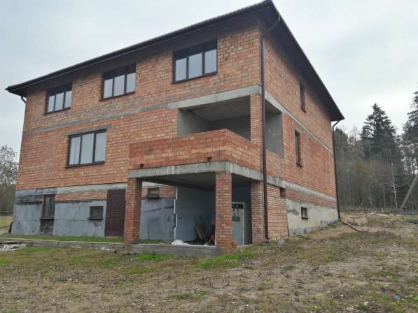 Продам коттедж возле леса в фото 27