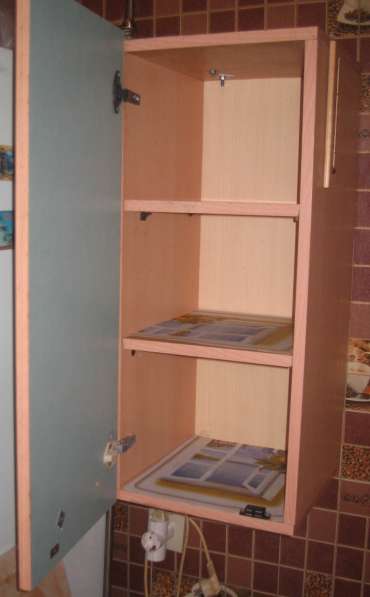 Шкафчик навесной в Волгограде фото 3