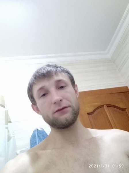 Игорь, 28 лет, хочет пообщаться