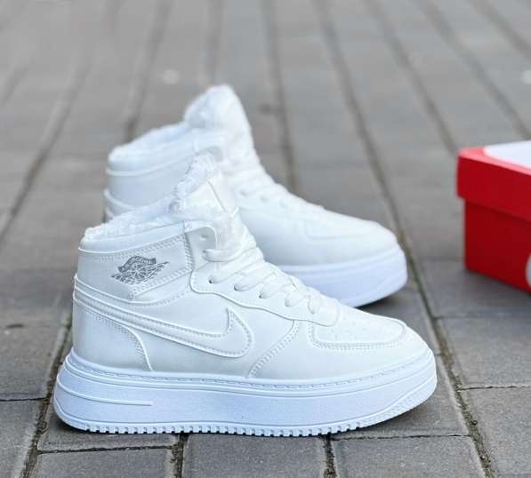 Кроссовки зимние в Краснодаре