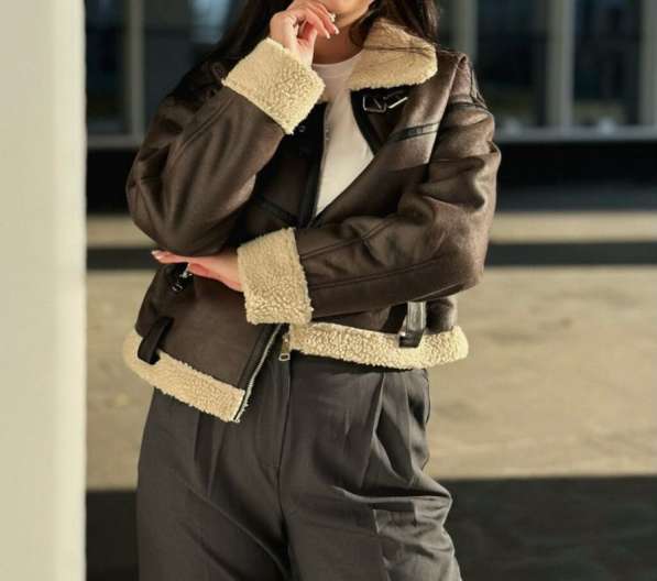 ЖЕНСКАЯ ДЕМИСЕЗОННАЯ ДУБЛЕНКА