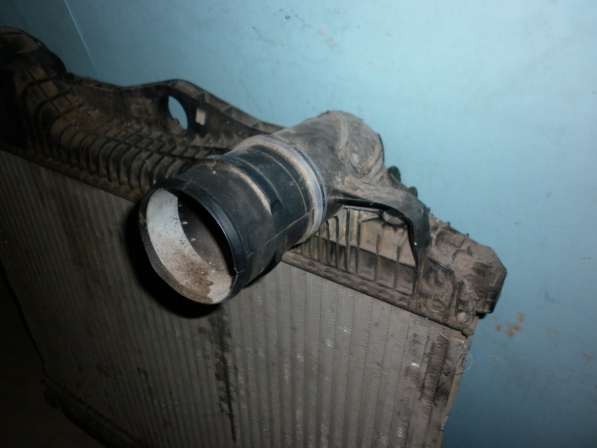 Ремонт радиатора охлаждения автомобиля. Ремонт интеркулера в Москве