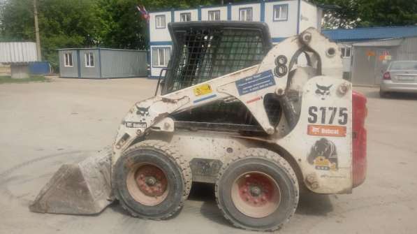 Аренда минипогрузчика BobCat Бобкат в Москве фото 5