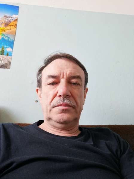 Евгений, 66 лет, хочет пообщаться