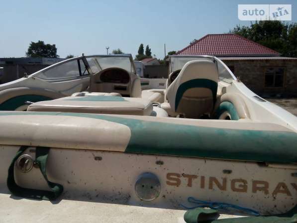 Продам катер Stingray 2001 г. Евпатория в Евпатории