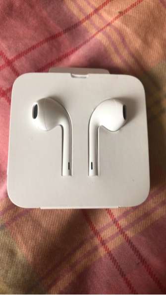 Наушники apple EarPods