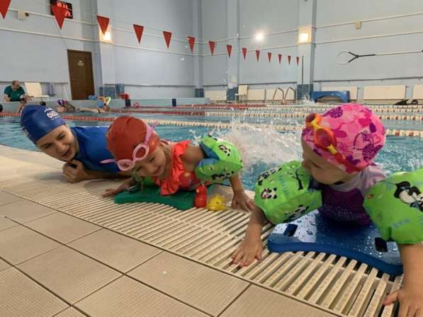 Детская школа плавания Океаника ТропаревоЗанятия по плаванию в Москве
