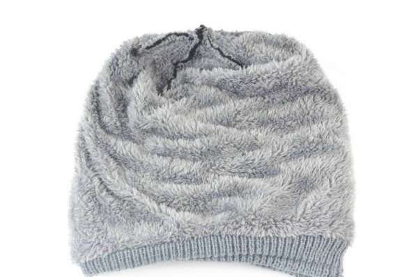 Зимняя мужская модная шапка вязанная (изнутри мех, унисекс) в 