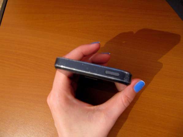 Продам IPhone 5 32 GB в Омске