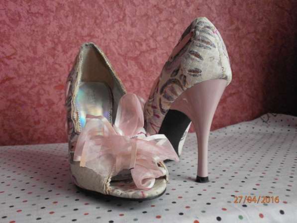 Туфли с розовыми бантами в Ростове-на-Дону