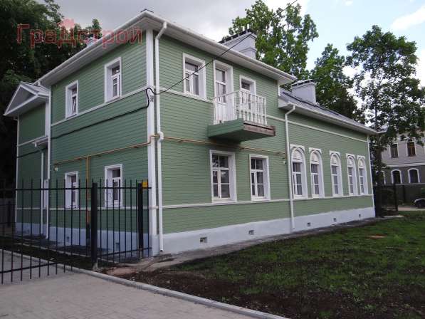 Продам многомнатную квартиру в Вологда.Жилая площадь 122 кв.м.Этаж 1.Дом кирпичный.