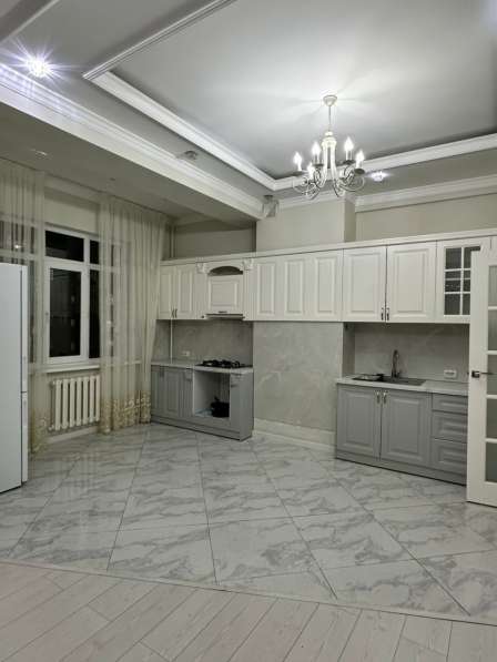 Сдаётся З-х комнатная квартира-студия. Район университет Ала в фото 6