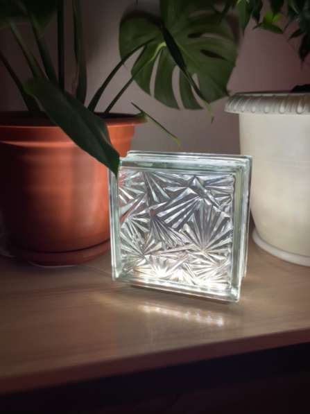 Светильник из стеклоблока в Саратове