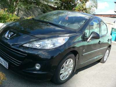 подержанный автомобиль Peugeot 207, продажав Кемерове