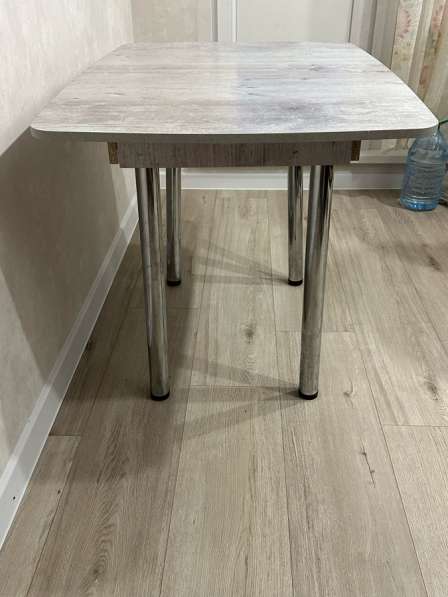 Кухонный стол в Липецке