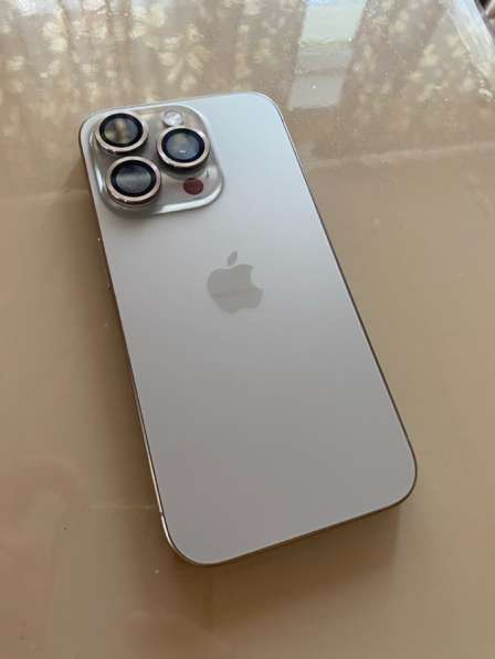 IPhone 15 pro 256 gb