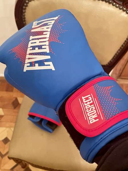 Боксерские перчатки everlast(для детей до 13лет) в 