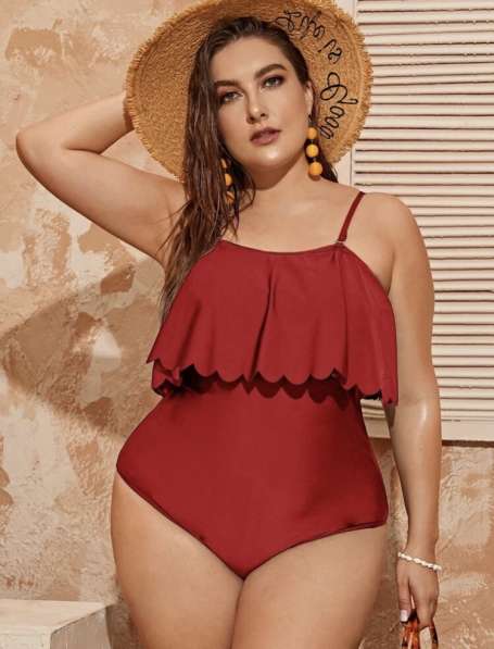 Женский слитный купальник