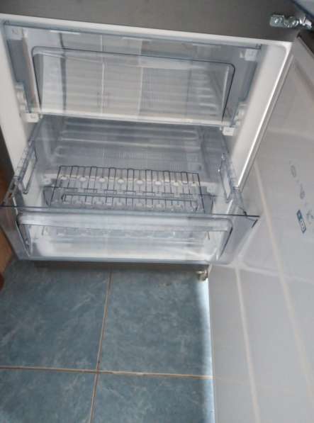 Продается новый холодильник VESTFROST 344M (в коробке) в фото 7