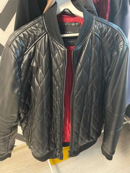 Куртка Zara мужская чёрная xl в фото 5