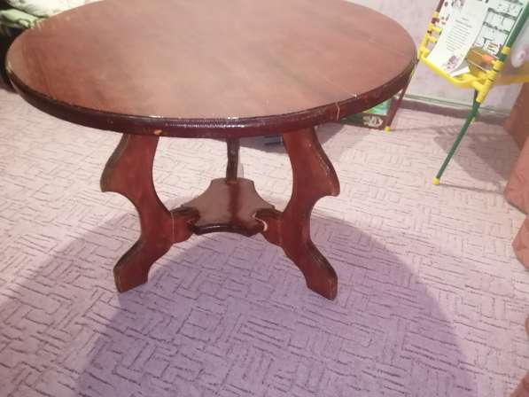 Продам стол из дерева ручной работы