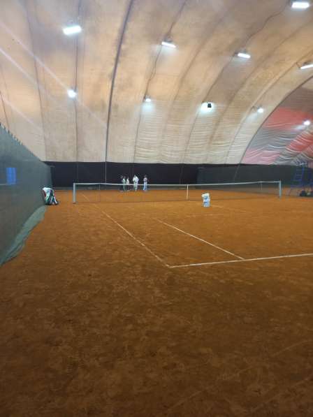 Уроки большим теннисом в группах